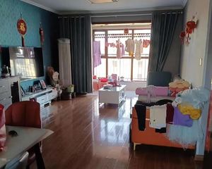 十三中片区!park湾 南北通透精装大三室 落地窗 看房方便