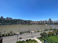 一线看江精装联排别墅 领包入住,急售