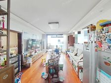 装修不错得电梯复式,诚意卖,等您来看!买一层得两层。