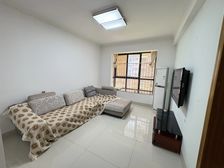 鲁班路 隆源国际两房 朝南带车位 价格可谈 高层