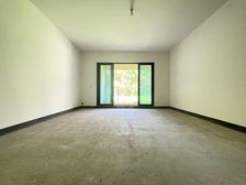 洋房底跃 带花园和地下手 华侨城品质 四房 258万