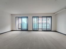 渝北区 华侨城云麓台二组团 四房 240万