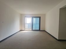 渝北区 华侨城云溪别院二期 四房 130万