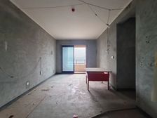 商务中心旁,轻轨三房双卫 88万