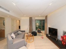 静安豪景苑 精装双南三房 采光视野好