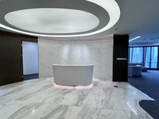 保利估计广场 新出半层 遗留精装 带家具 适合企业总部