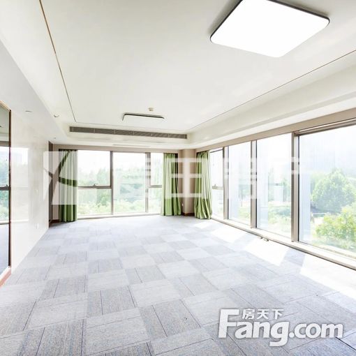 君安国际公寓3室2厅精装修