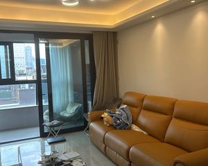 旭辉铂宸府3室2厅2卫南朝向315.0万元/套出售