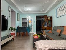 必看好房 9成新 价格还可少5万 石坪桥 轻轨旁边