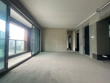 必看好房 9成新 价格还可少5万 二郎 轻轨旁边