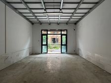 逸翠新上联排中户,户型方正,采光好,业主诚心出售