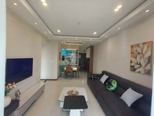 首信凤冠壹号2室2厅1卫南朝向23.8万元/套出售