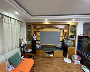 东方苑3室2厅1卫南朝向118.0万元/套出售