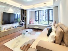 江山万里五期4室2厅2卫南朝向548.0万元/套出售