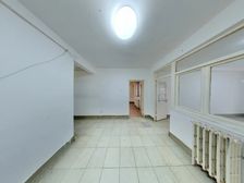 房.天.下中介fei双方各0.5% 三楼 南北3室 昆一片