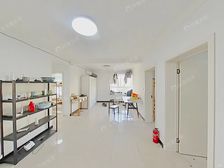 建平没占用 双轨交 边套全明 满五年 中间位置诚心卖