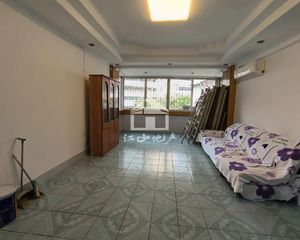 民生公寓3房2厅100m2