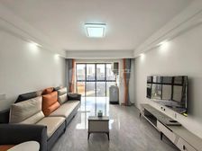 保利中航城一期洪源华府位置好、格局棒、随时入住