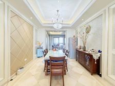 万源城御璄 有电梯 楼龄新 购物方便 南向采光好