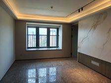 绿城通山郡二区3室2厅2卫南北朝向315.0万元/套出售