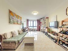 11号线旁600米,边套南北通,自住精装,楼层好,