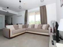 安塔利亚卡德里耶(Kadriye)带泳池带家具三层别墅