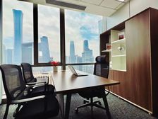 东三环呼家楼地铁上盖 泰康金融大厦260平精装遗留带家具出租