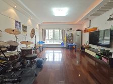 正南海光新都4室2厅精装修