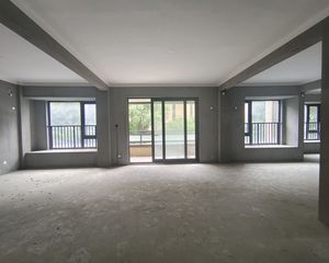 保利印江南4室2厅2卫南朝向540.0万元/套出售