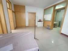 圣荣广场 商业配套齐全 满五 南北通透 出行方便 小三居