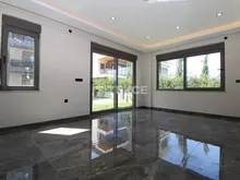 安塔利亚贝莱克带泳池的住宅区房产