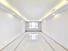 近智谷,次新小区,精装大4室,视野宽阔不挡光