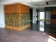 库萨达斯(Ku?adas?)带泳池的宽敞独立别墅