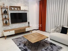 位于阿拉尼亚因切库姆(?ncekum)的带泳池和花园的别致设