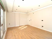 安塔利亚凯佩斯(Kepez)靠近有轨电车的宽敞公寓