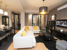 伊斯坦布尔乌姆拉尼耶带迷人花园的公寓