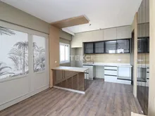 梅尔辛埃尔代姆利海滩步行范围内的公寓