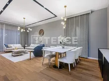 伊兹密尔 Konak 地铁附近的海景公寓