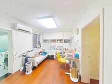 近地铁13/18号线,位置好,精装修,看房方便