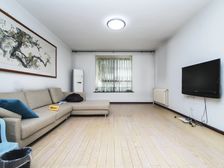 关林路兴洛湖公园门口,唐城御府新上二楼三居室,带储藏室,能看