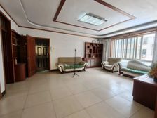 四字开头,三室两卫,134平,3楼,翠景二期