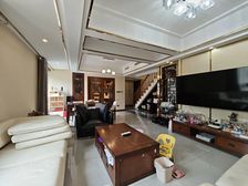 协信春山台 顶跃三层 豪装100万 带屋顶花园 必看保真