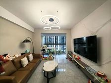 江望云著 新交付2年 精装新颖 3房南 2阳台 采光佳 捡漏