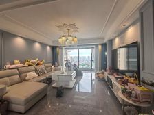 照母山大平层。 碧桂园中俊天玺 急售看湖四房 房源保真!