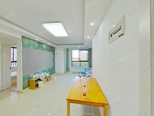 小区C位,真边套,看房预约,诚意出售