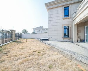 滨江集团打造,一线江景排屋,边套享200方大花园