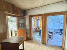 太阳沟中心地段简装带仓房多层洋房居住出租以租养贷进市场交通好