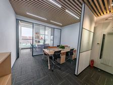 亦庄经海地铁站 / 地铁100米 面积60平 / 一价全含