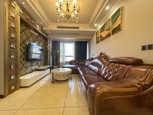 龙洲湾 旭辉城 86.06平精装3居 东南向精装修 着急出售