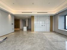 豪华装修 视线好 凯德九章一期 四房 372万